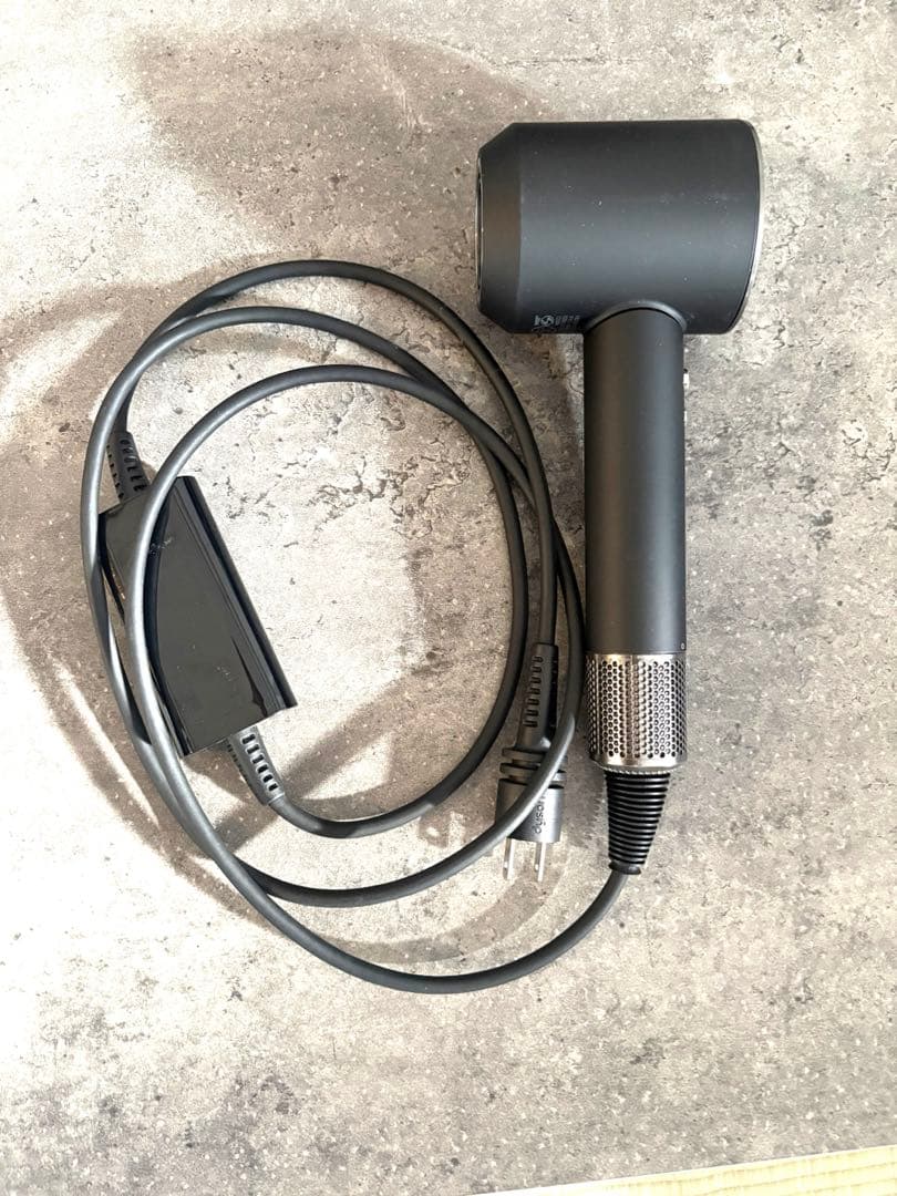 ダイソン ドライヤー 美品✨