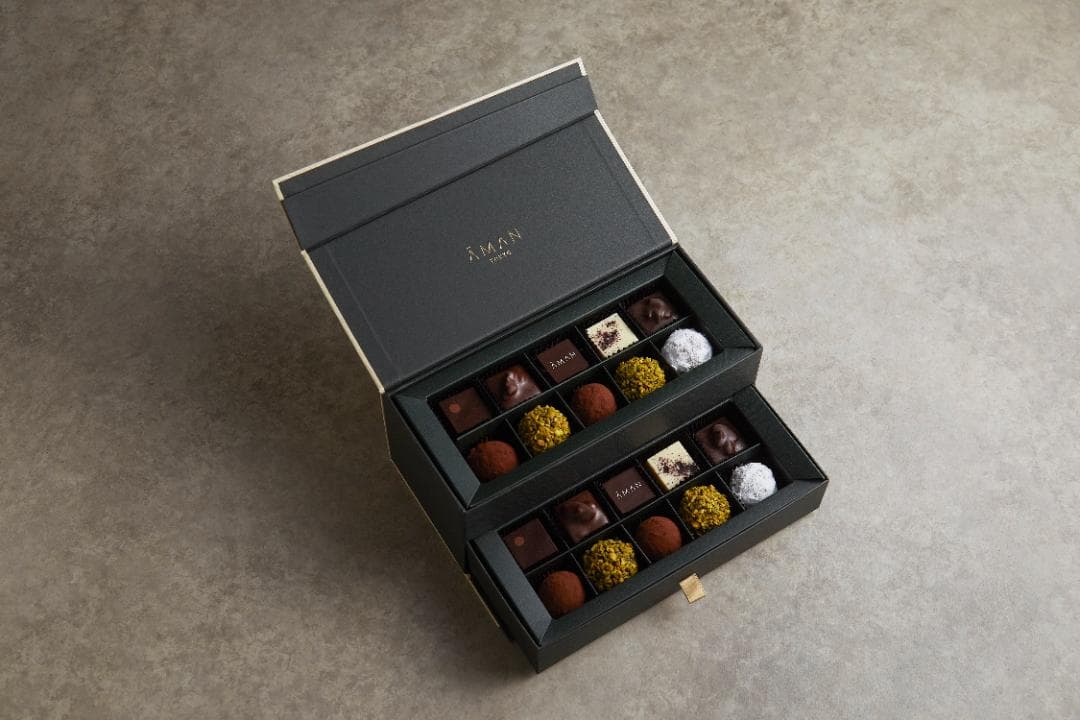 AMAN アマン東京 オリジナルチョコレート 20個入り 定価19440円