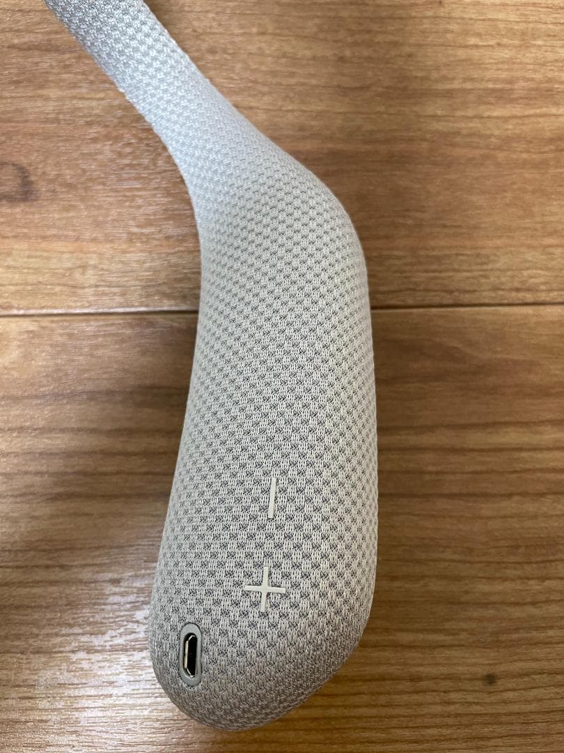 【極美品】SONY ウェアラブルネックスピーカー SRS-WS1