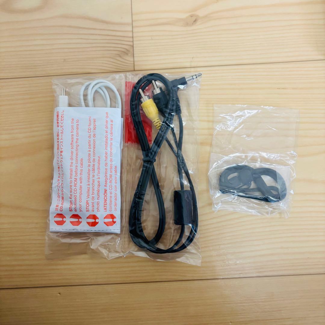 【美品】 Canon ixy20is シルバー　コンパクトデジタルカメラ