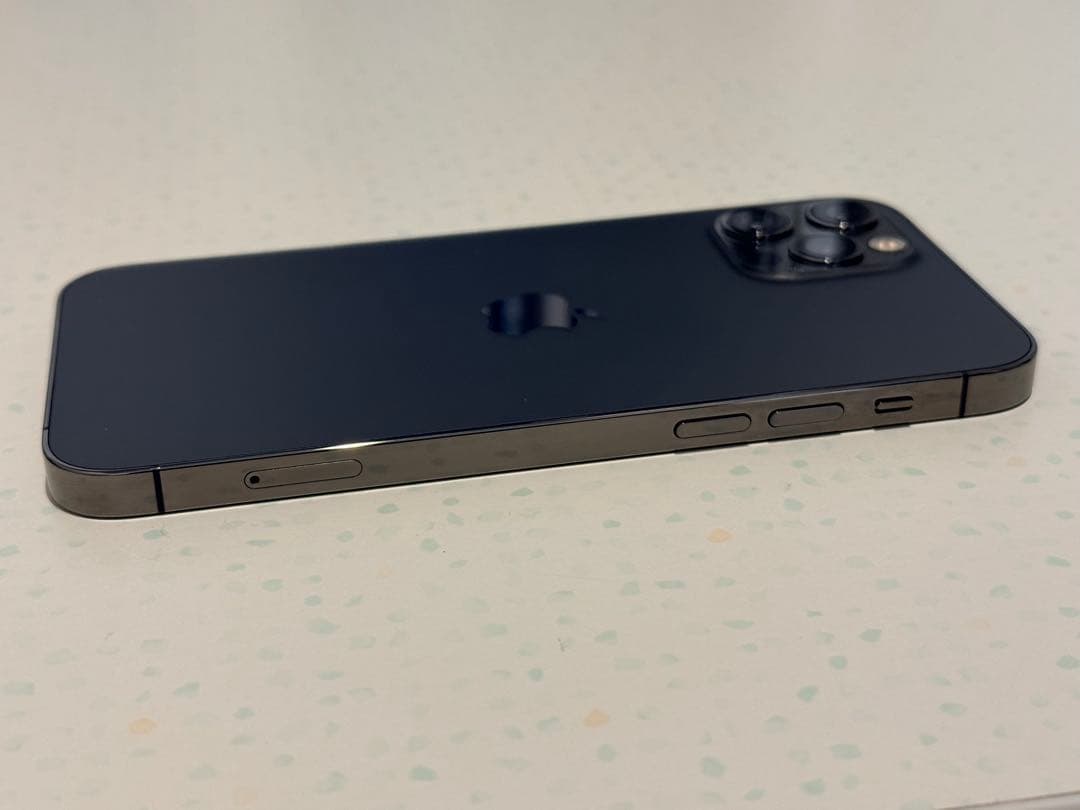 Apple iPhone 12 Pro グラファイト　128G 国内SIMフリー