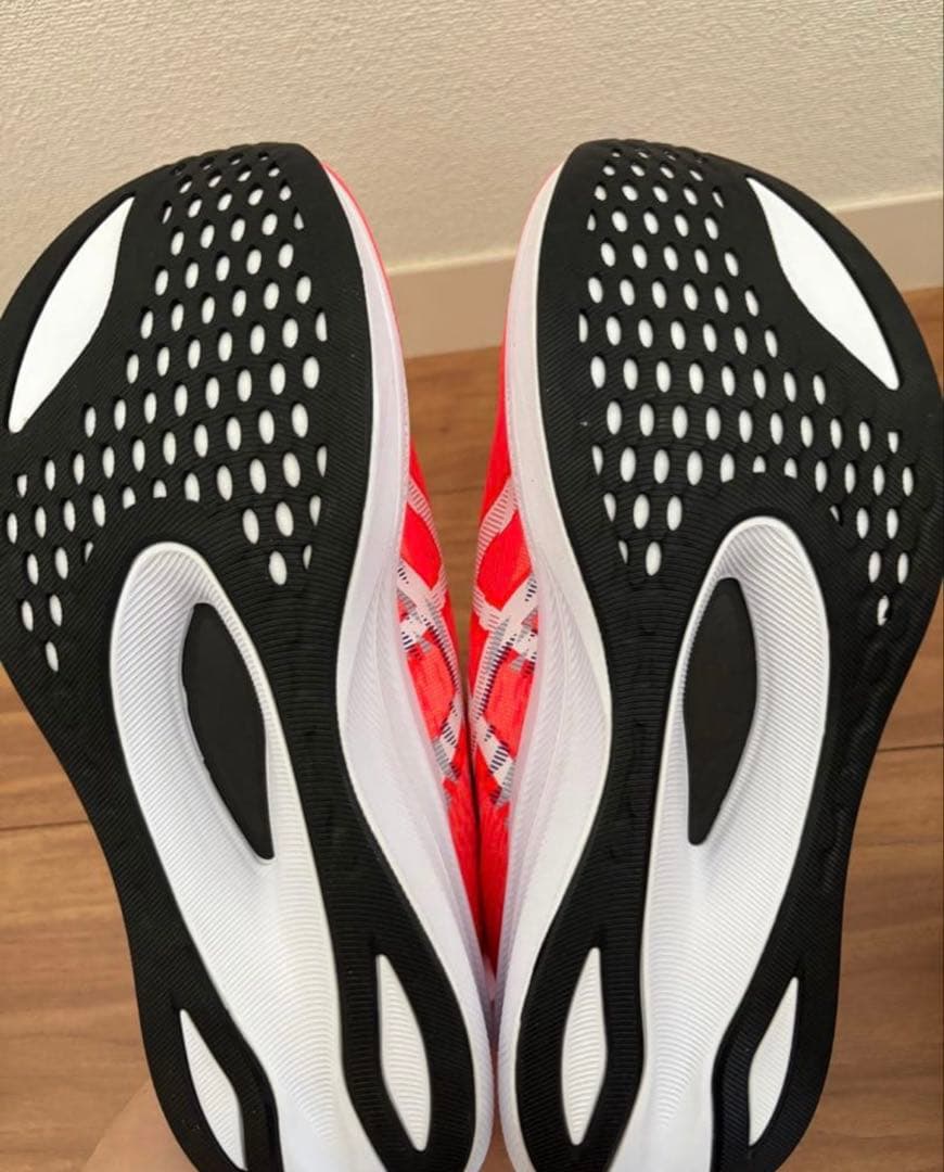 【新品　未使用】アシックス MAGIC SPEED4 27.5cm レッド