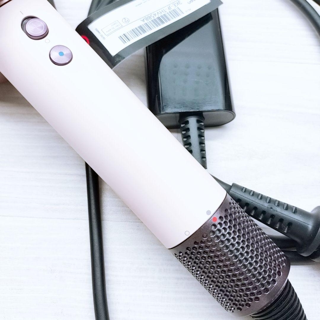 ほぼ未使用☺️最新モデル ダイソン ドライヤー HD16 Dyson