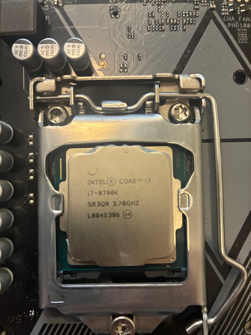 i7-8700K CPU 動作確認済み