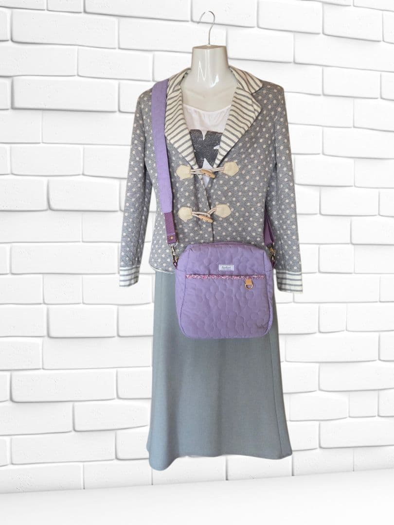 JUNE様　ハートキルトのショルダーバッグ　ハンドメイド