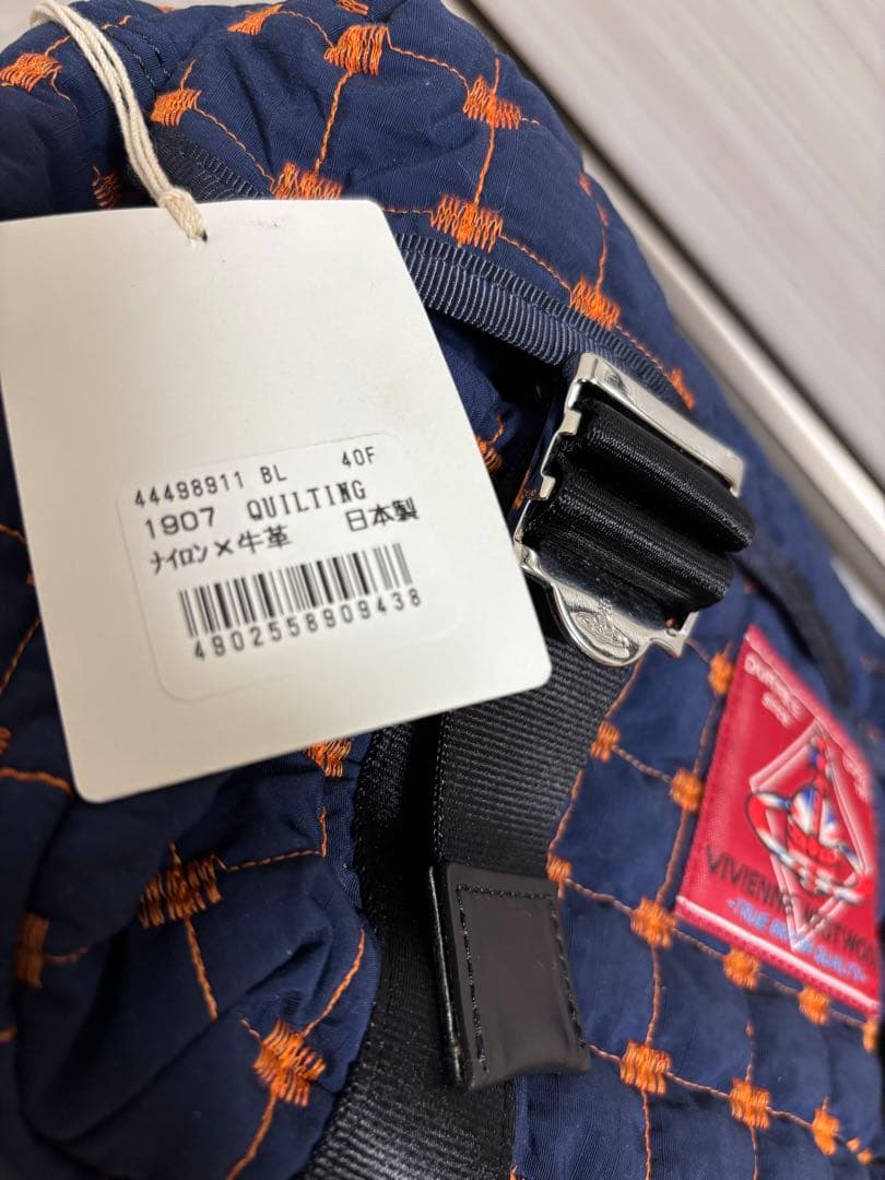 Vivienne Westwood ボディバッグ ネイビーキルティング