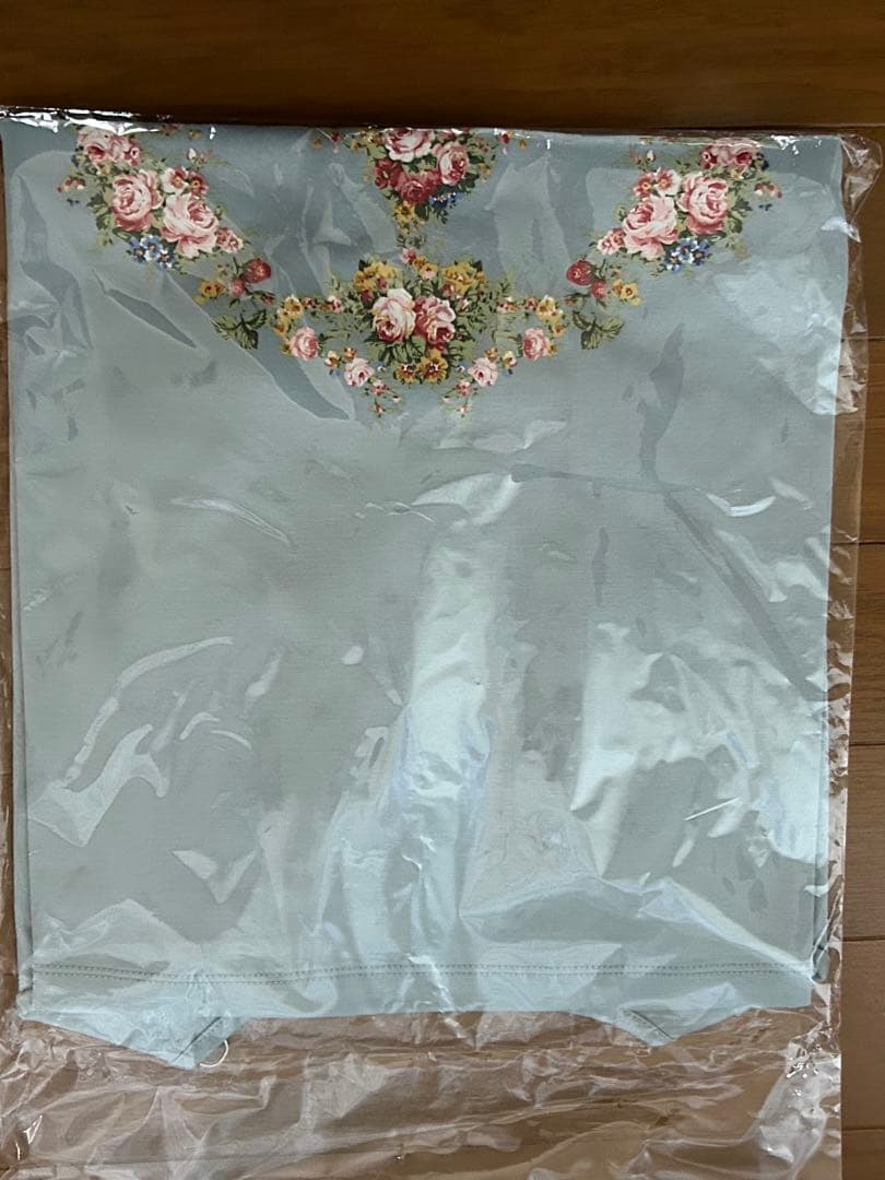 ピンクハウス　壁紙模様プリントカットソー