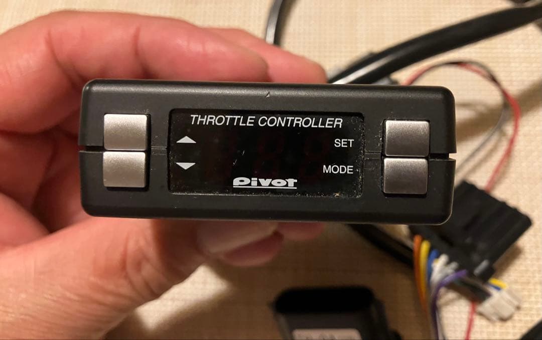 ひろ　Pivot 3ドライブ　コンパクト　スロットルコントローラー VW