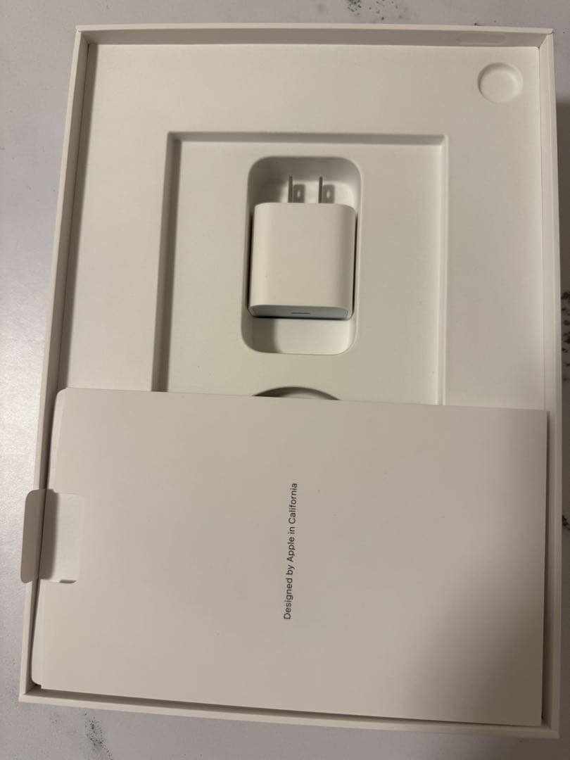 iPad 第10世代　64GB Wi-Fiモデル　ブルー