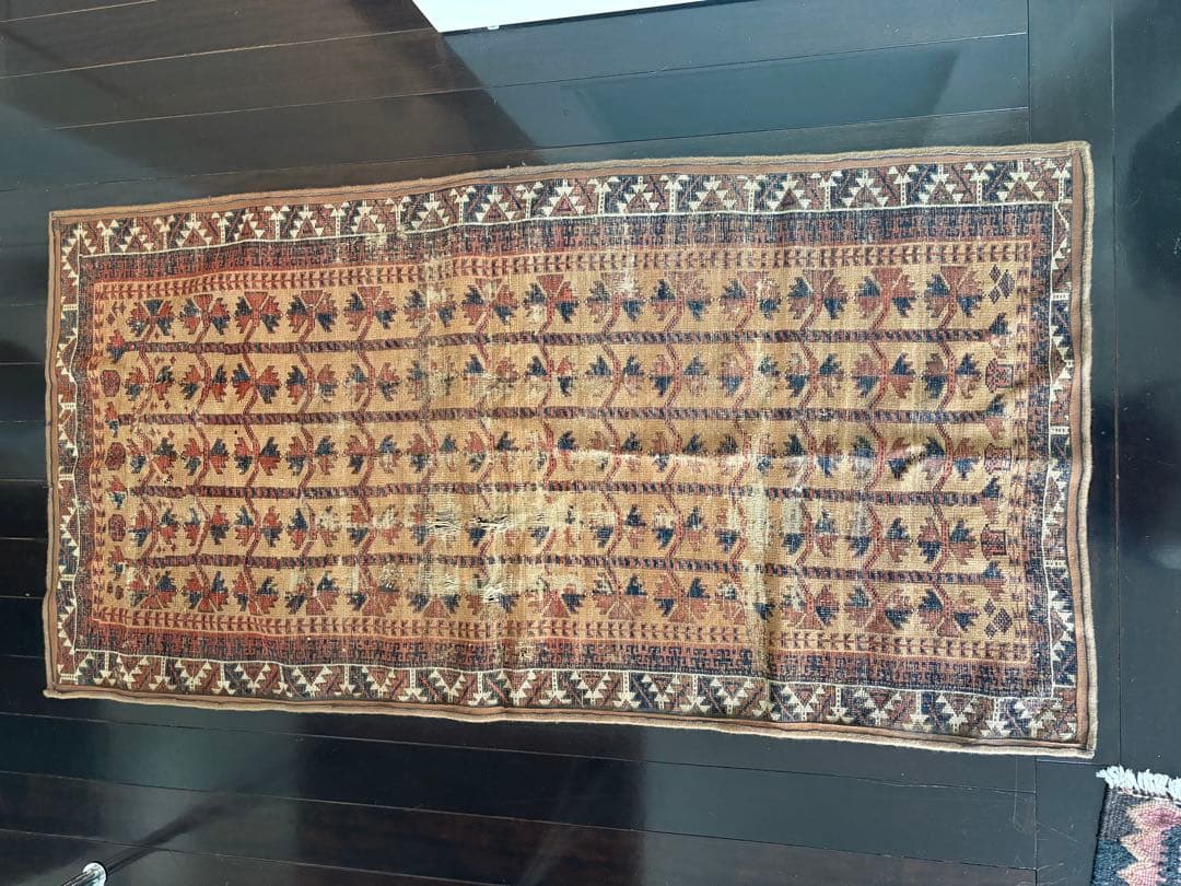 ビンテージ　アンティークトライバルラグ