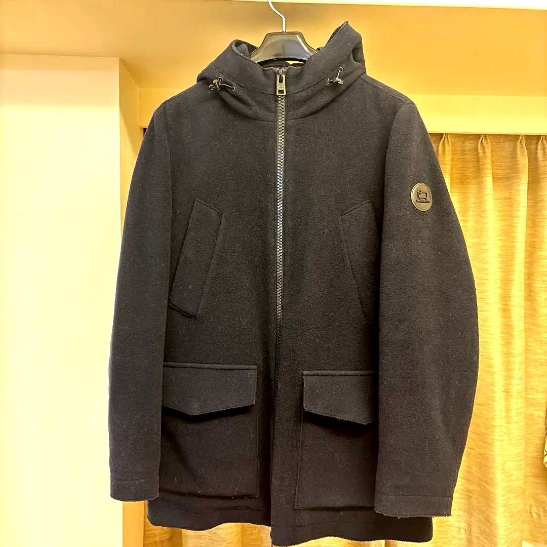 woolrich なかわたダウン90% メンズ　M クロとネイビーの間