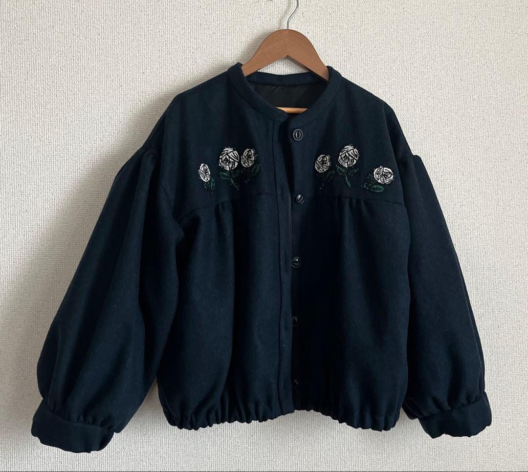 ミナペルホネン　rosy 紺　ウール　切替ギャザー　ブルゾン　ジャケット　総裏