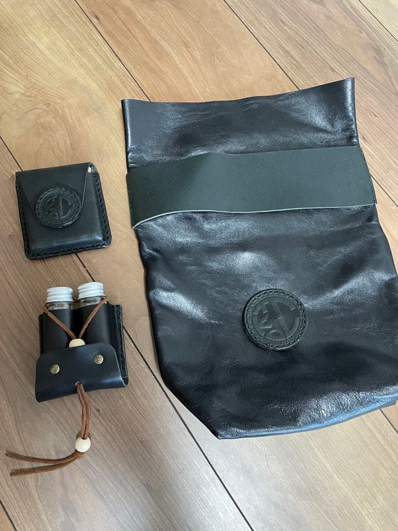 レザーポーチ　スパイスケース　オイルケース