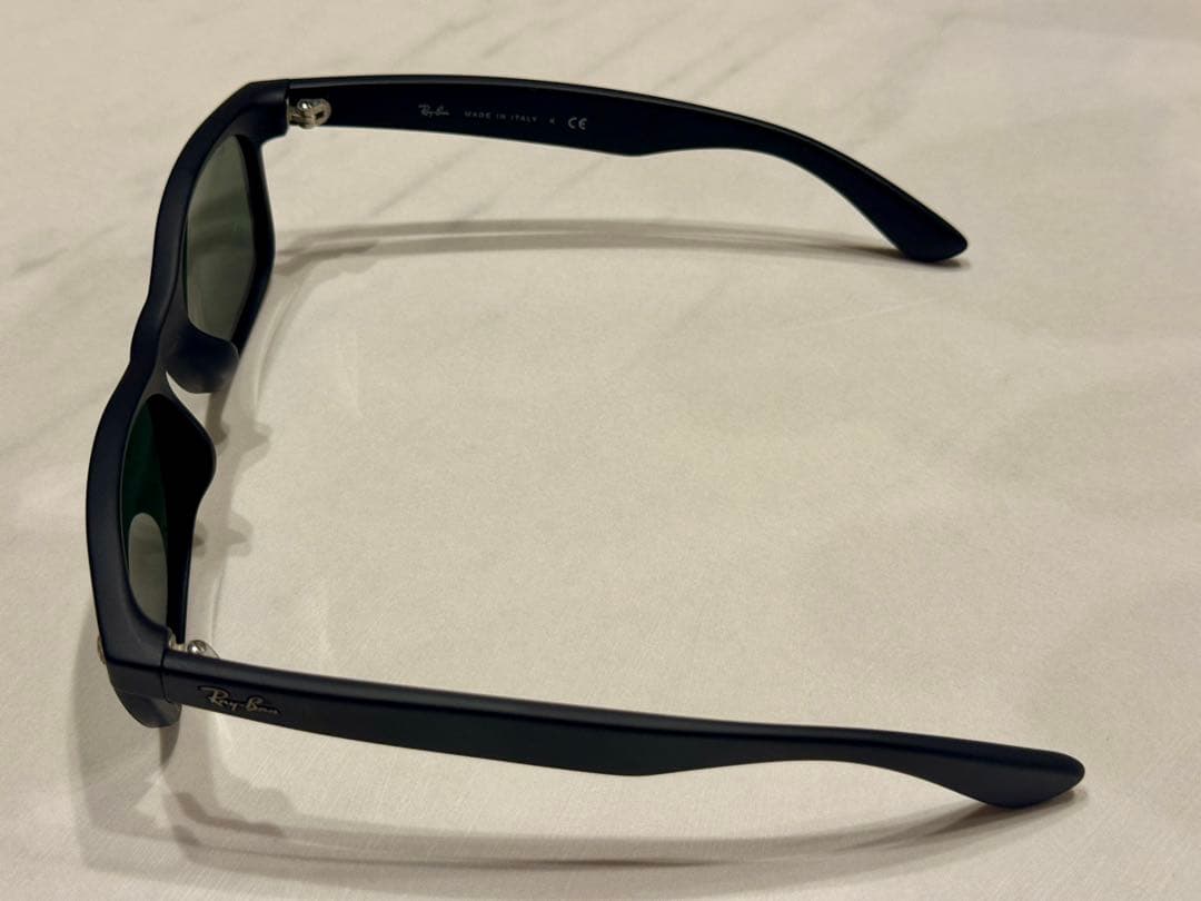 レイバン サングラス 正規品 ニューウェイファーラーRB2132F 622