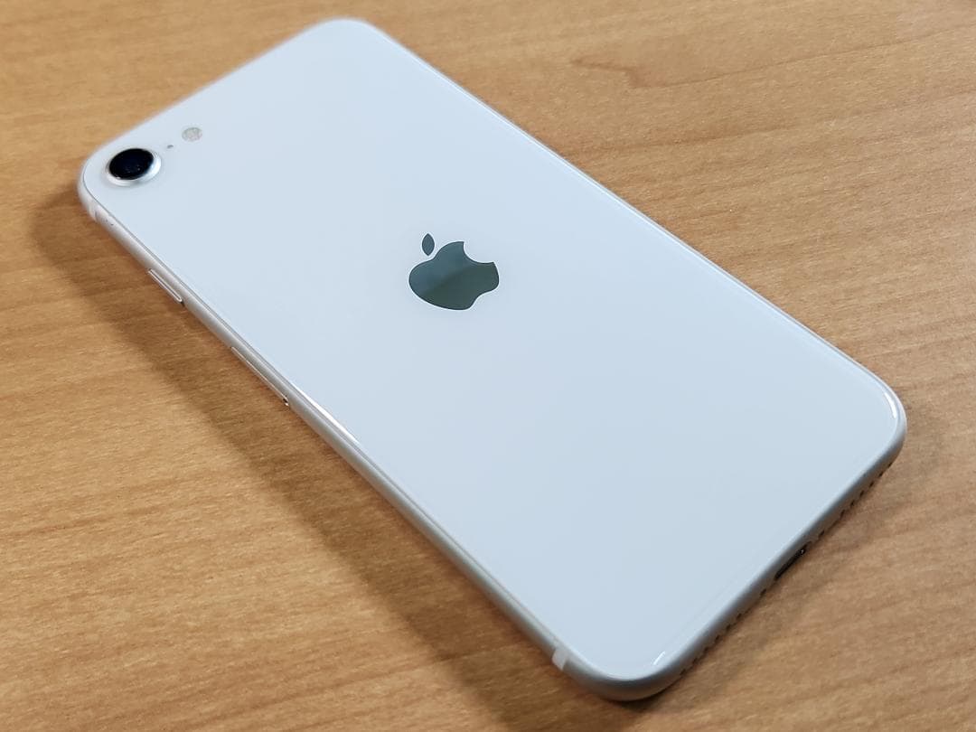 020900I iPhone SE A2782 64GB第3世代 最大容量82%