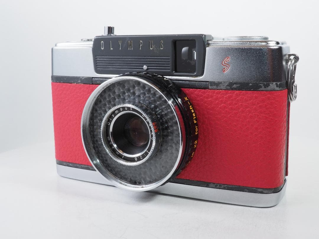 OLYMPUS PEN-EES （オリンパス ペンEES）サーモンピンク