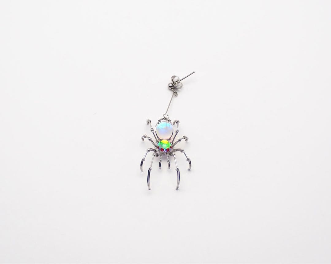 蟲彩 針金細工『幻影蜘蛛・極光』 ピアス