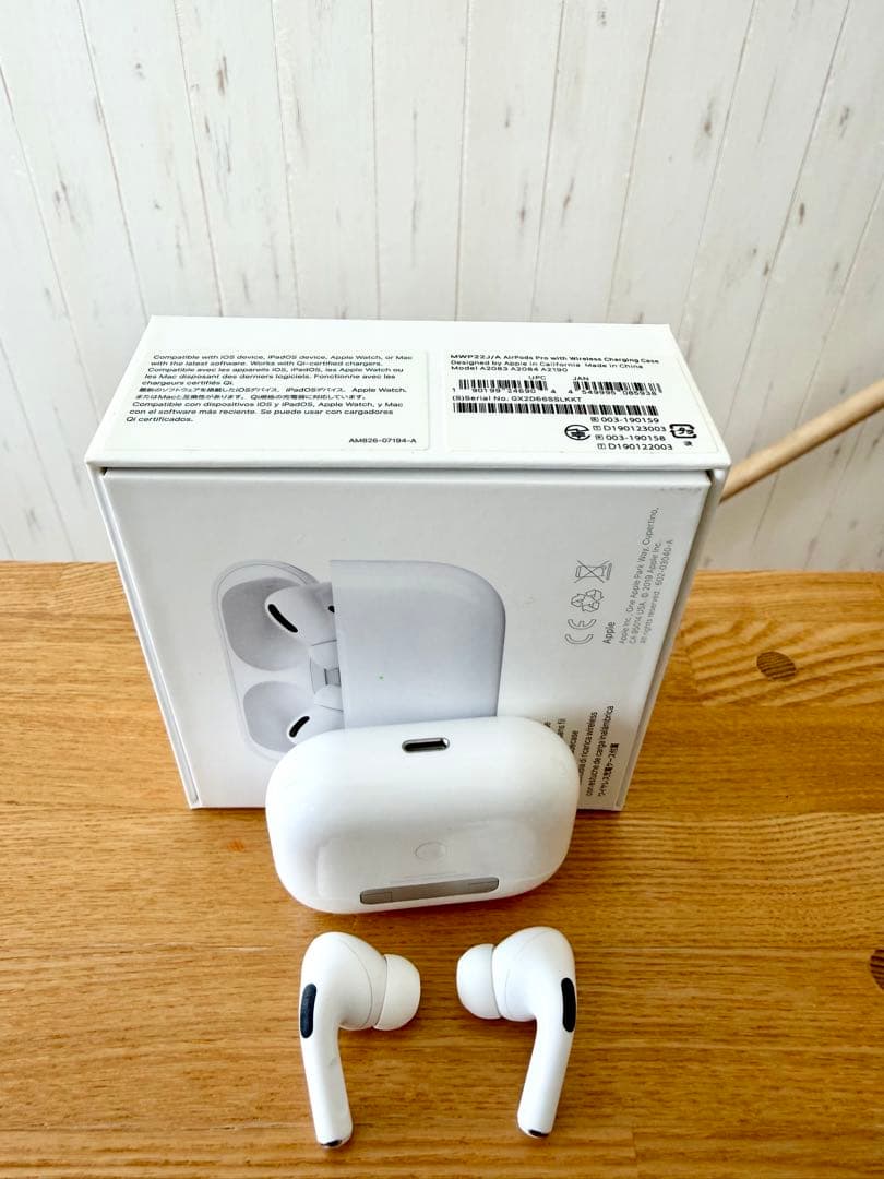 AirPods Pro 本体 充電ケース 全て付属品あり 動作確認済み
