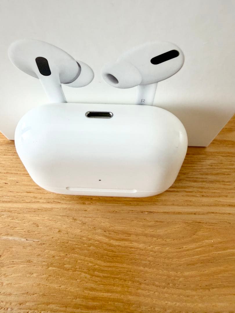 AirPods Pro 本体 充電ケース 全て付属品あり 動作確認済み