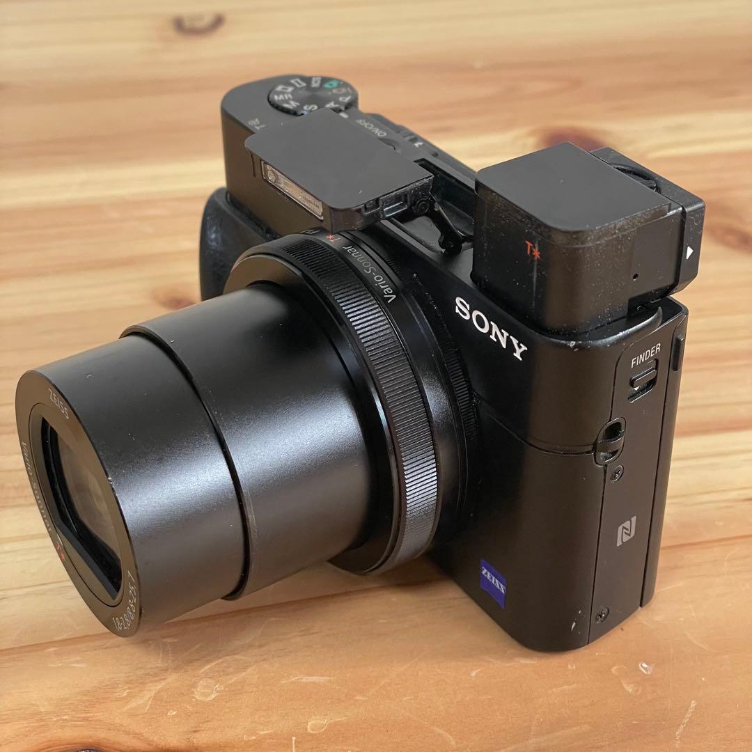 【美品】SONY DSC-RX100M3 グリップ・追加バッテリー・充電器付き