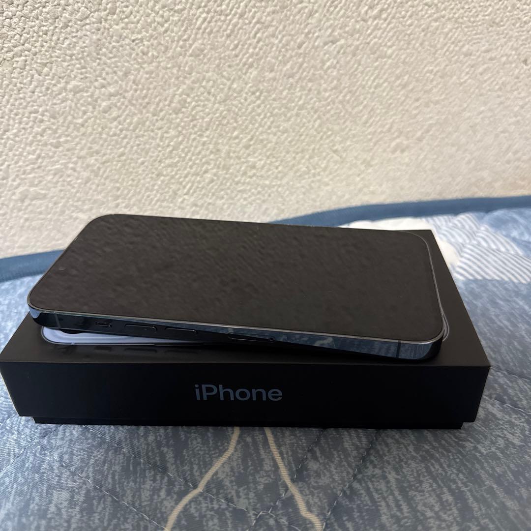 美品　Apple iPhone 13 Pro 128GB シエラブルー