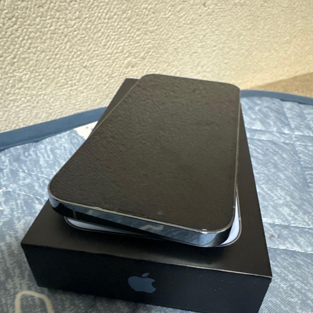 美品　Apple iPhone 13 Pro 128GB シエラブルー