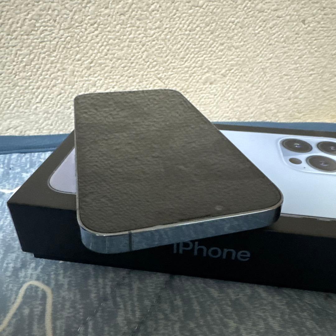 美品　Apple iPhone 13 Pro 128GB シエラブルー