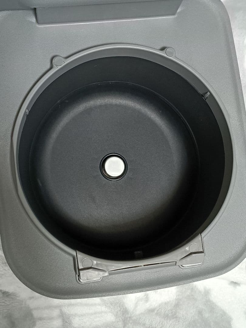 日立 炊飯器 5.5合 RZ-V100EM ふっくら御膳　【22年9月購入】