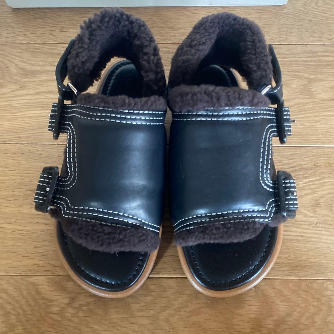 新品試着のみ☆オーラリー　ボアサンダル　レディース