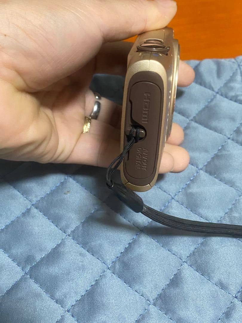 Canon IXY 610F ゴールド