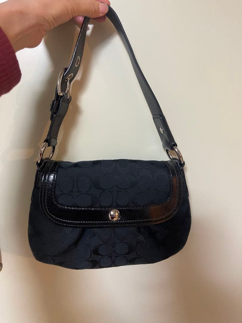 COACH コーチF13738 シグネチャーショルダーバック　ベタ付き