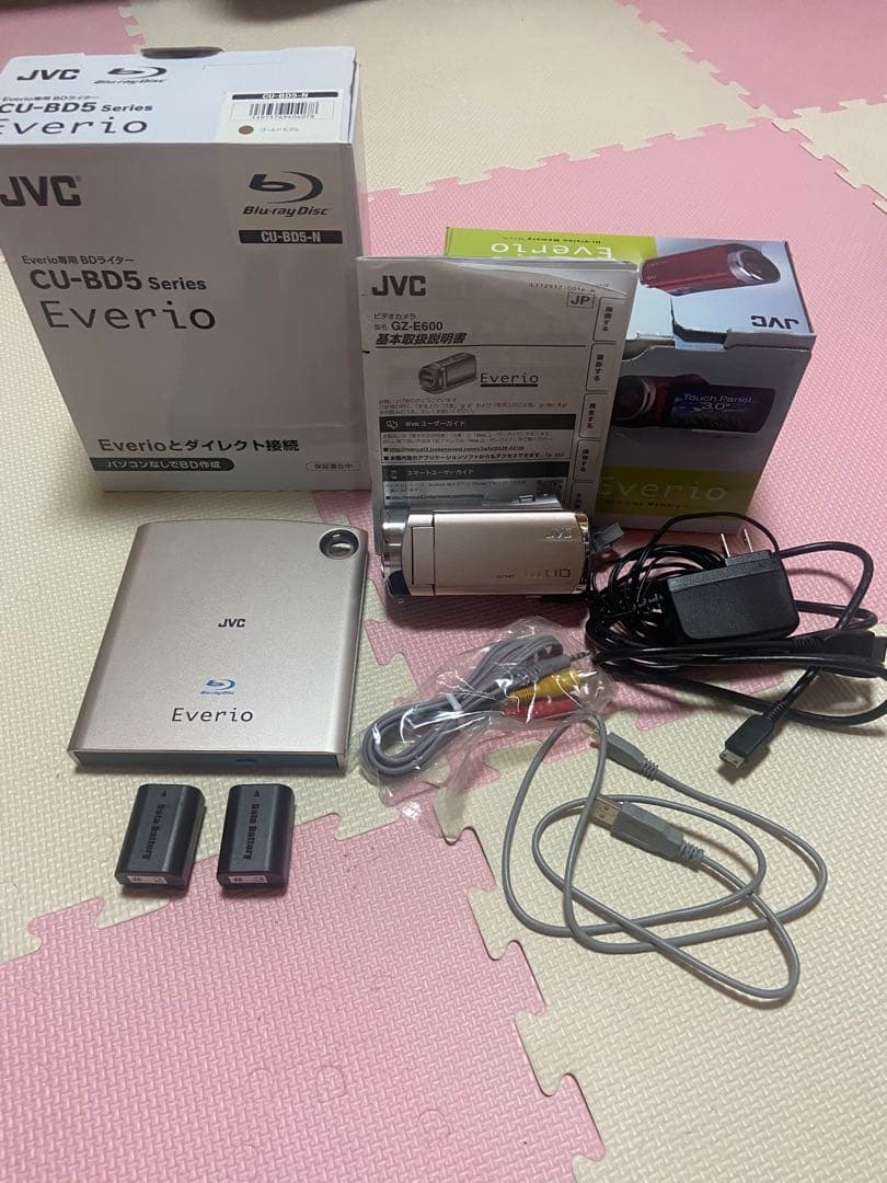 JVC Everio CU-BD5 ビデオカメラ 本体