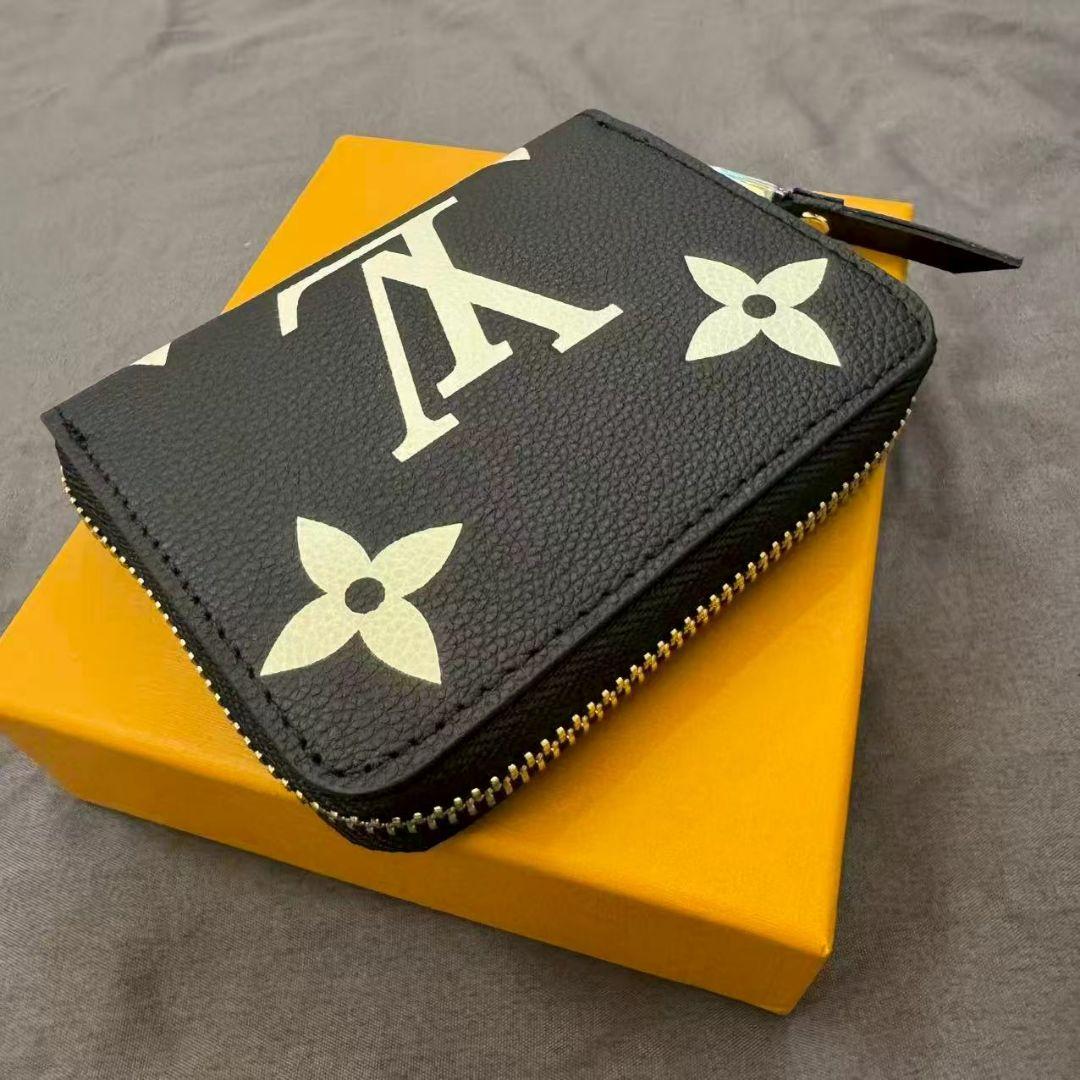 【付属品完備極美品】 財布 小銭入れ