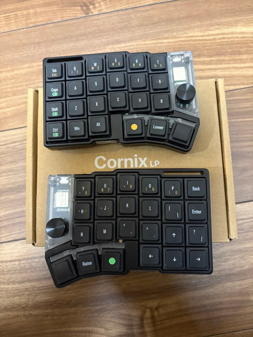 Cornix LP 無線　左右分離型キーボード　黒　ブラック