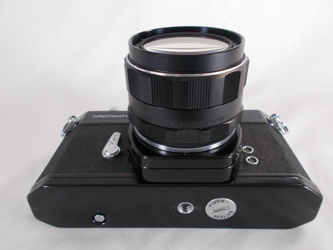 フィルムカメラ 整備済　Pentax SP　+ レンズ 28mm　P273