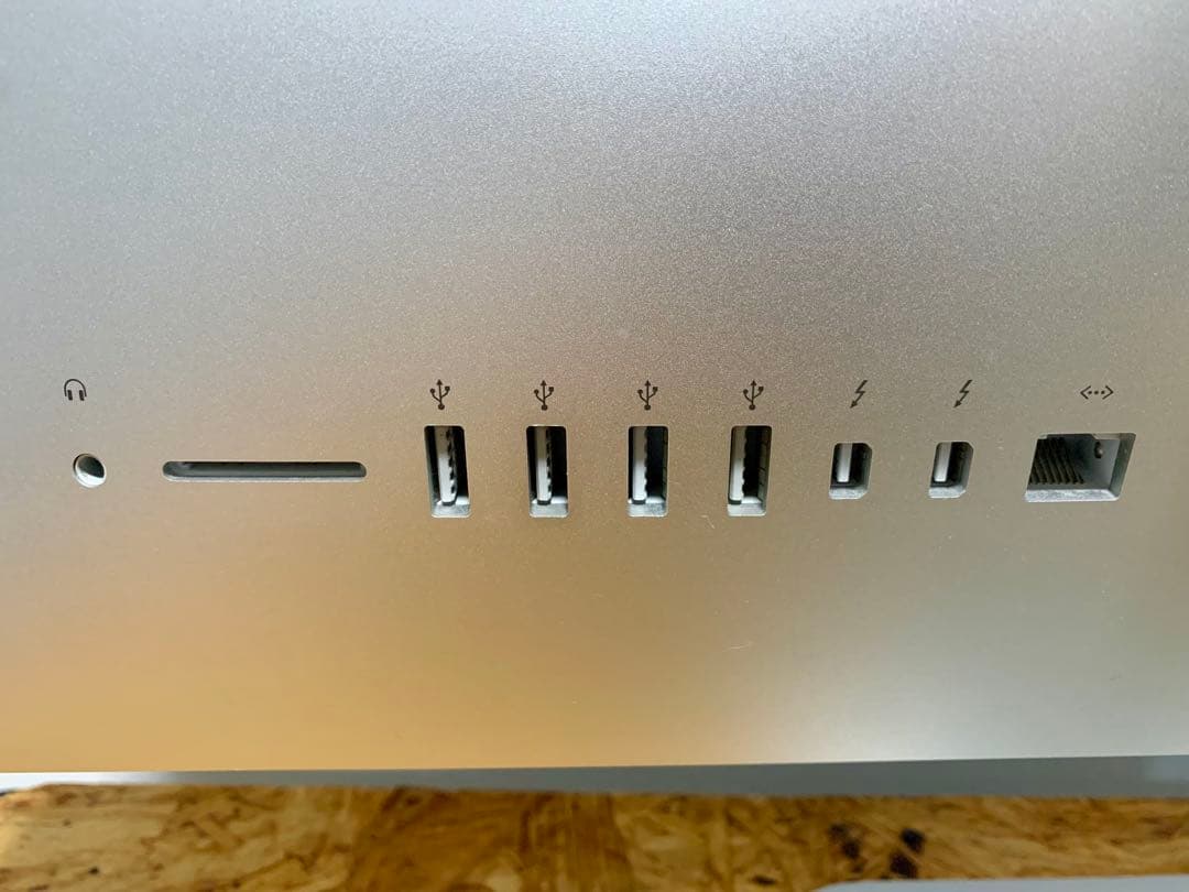 iMac (21.5-inch, Late 2013)箱付き！