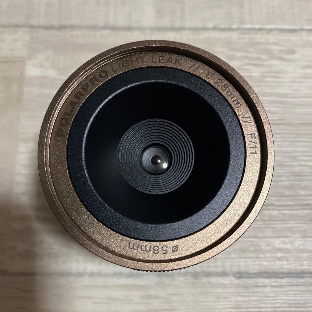 LIGHT LEAK POLARIZING 28mm F/11 レンズ
