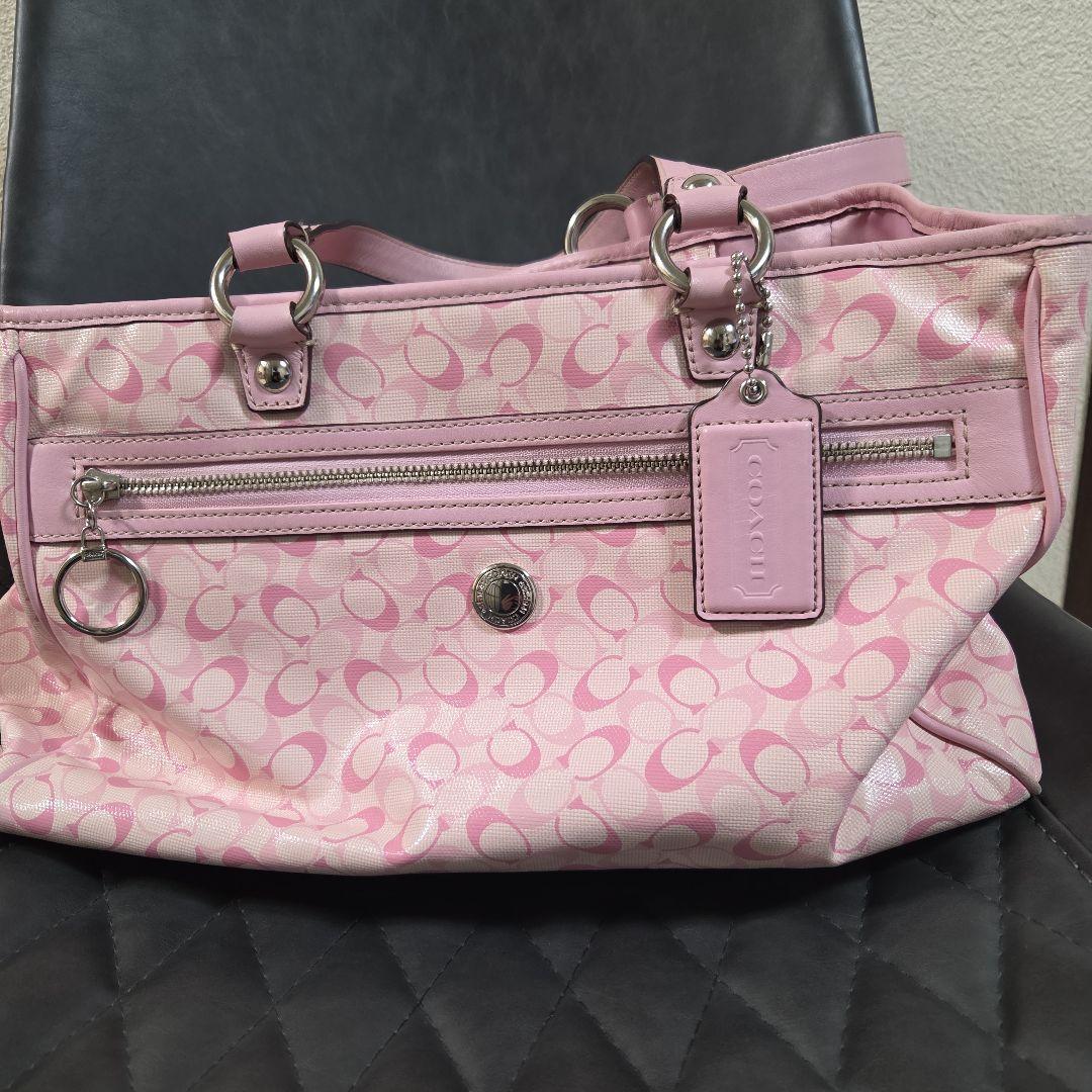 め*い様 Coach ピンク ショルダーバッグ