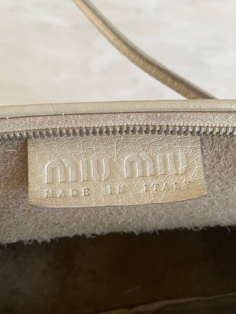 MIUMIU ショルダーバッグ