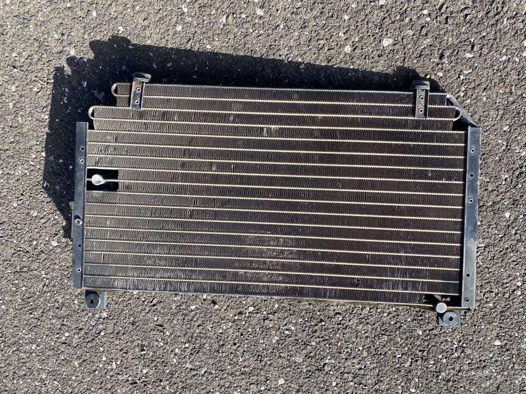 HCR32 BNR32 スカイライン　エアコンコンデンサー