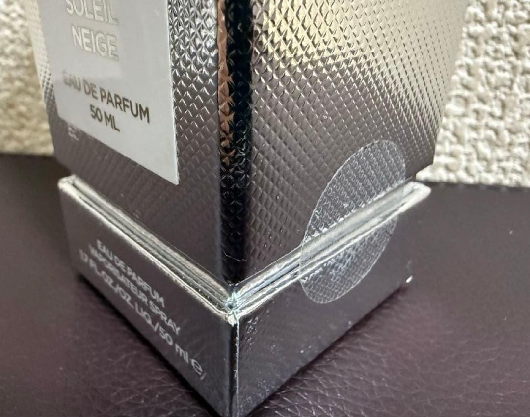 トムフォード　ソレイユ　ネージュ　オード　パルファム　スプレイ