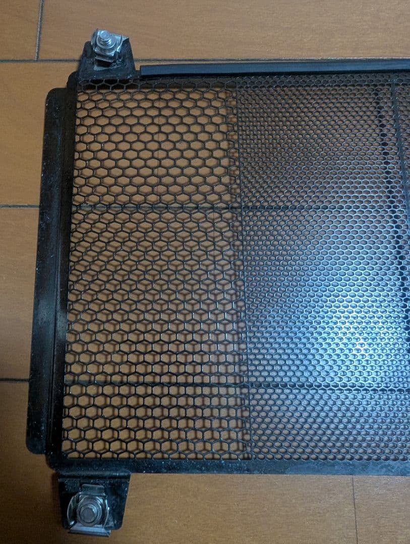 Ninja400 トリックスター ラジエーターコアガード