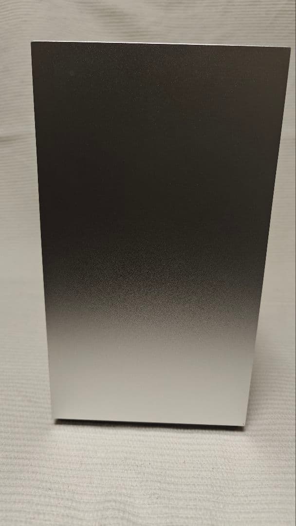 LIAN LI A4-H2O シルバー Mini-ITXケース