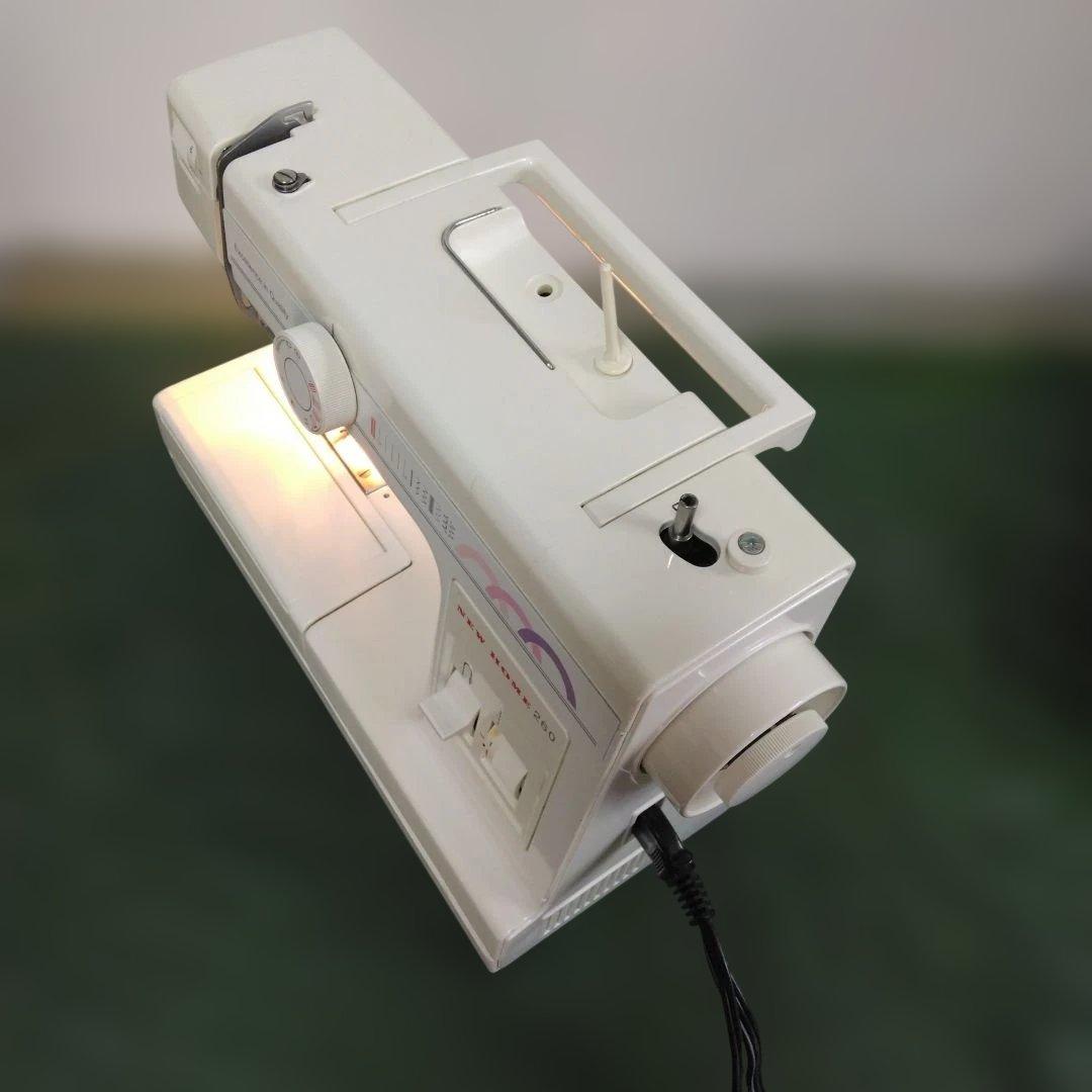 蛇の目ミシン、260型。