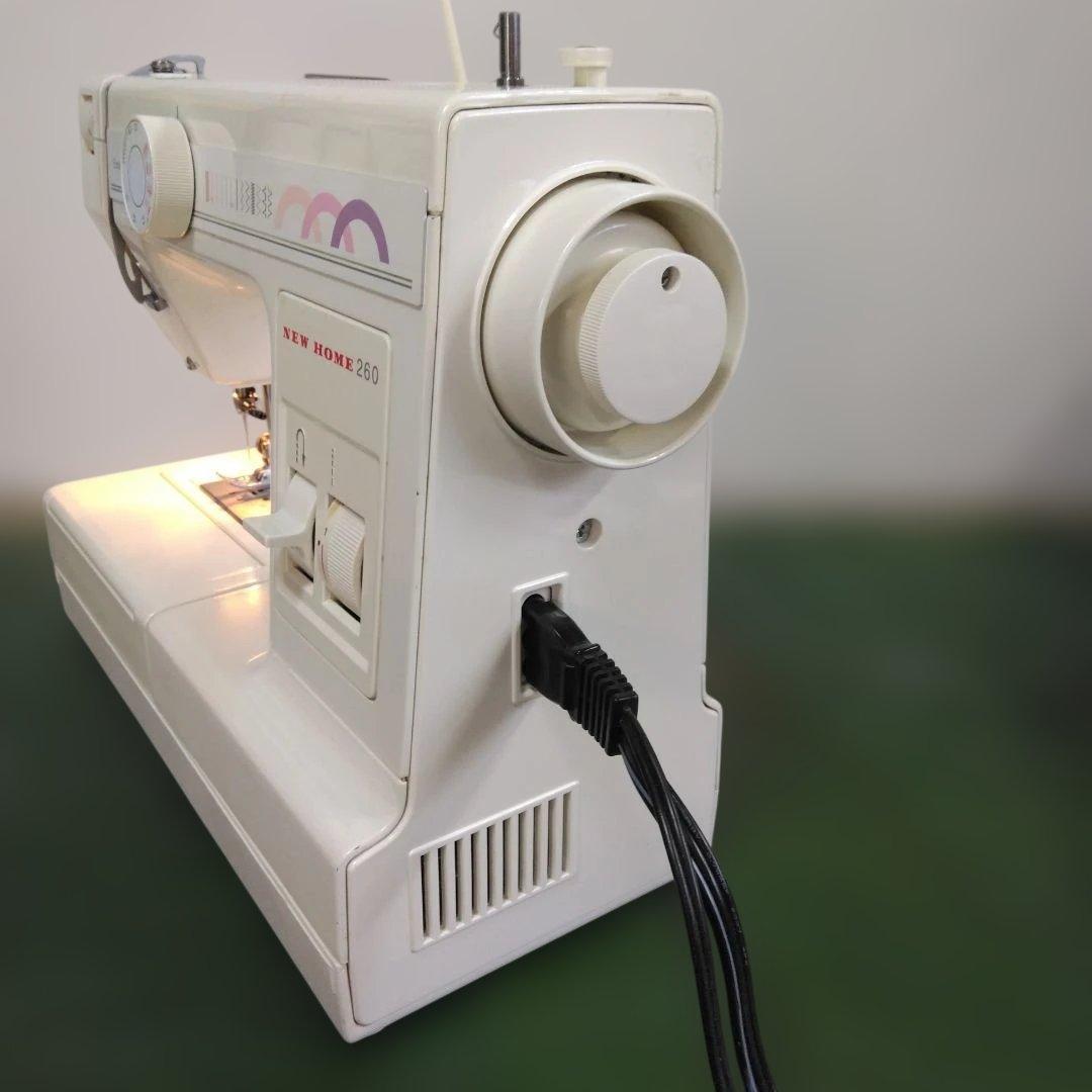 蛇の目ミシン、260型。