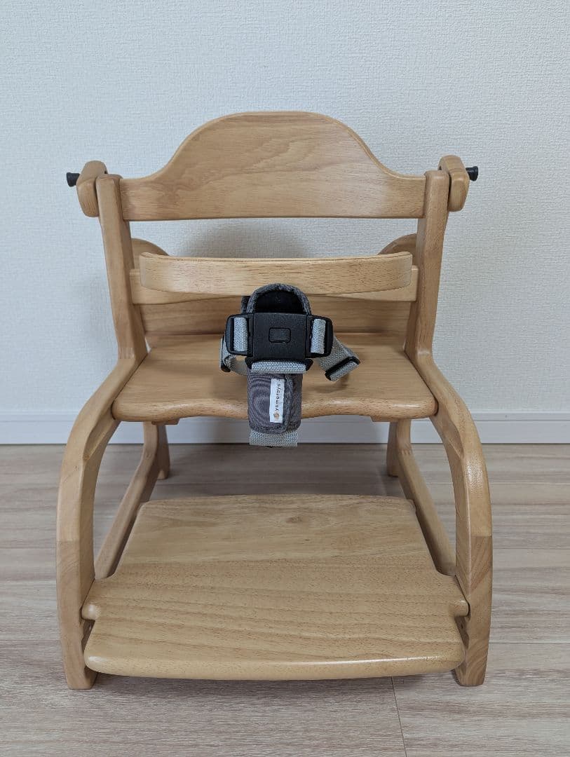 【美品】 大和屋 すくすくローチェアⅡ 離乳食チェア セーフティベルト付き