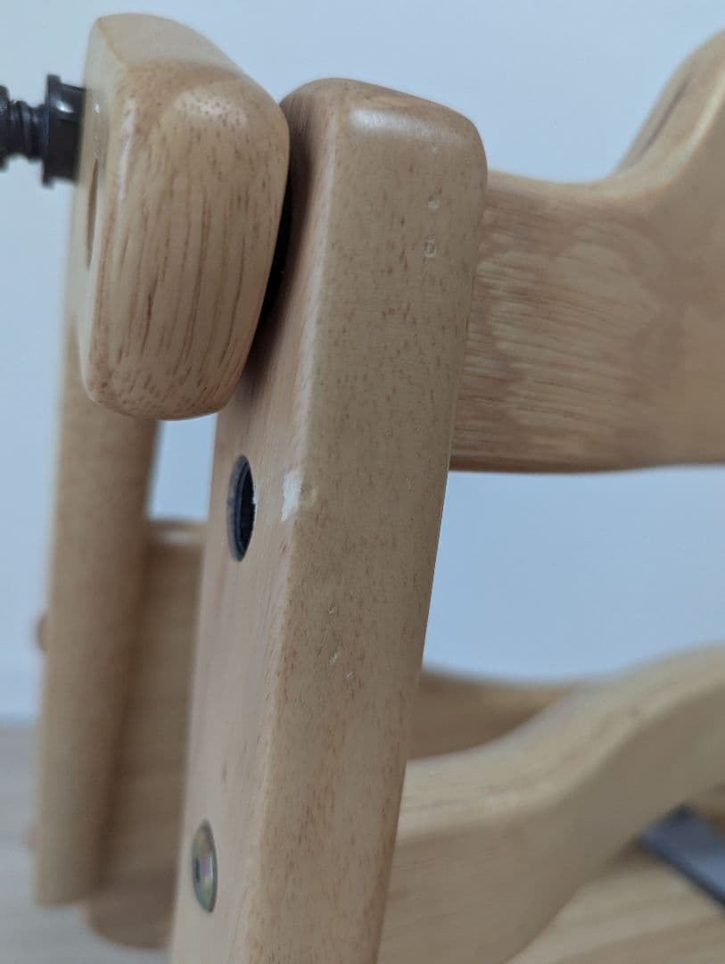 【美品】 大和屋 すくすくローチェアⅡ 離乳食チェア セーフティベルト付き