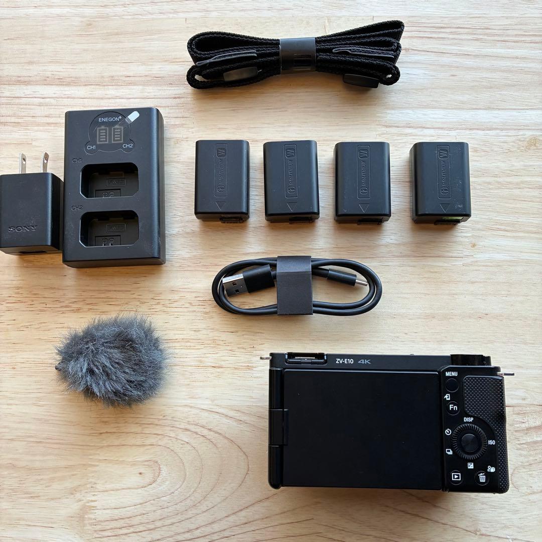 Sony ZV-E10 ミラーレスカメラ 本体と付属品