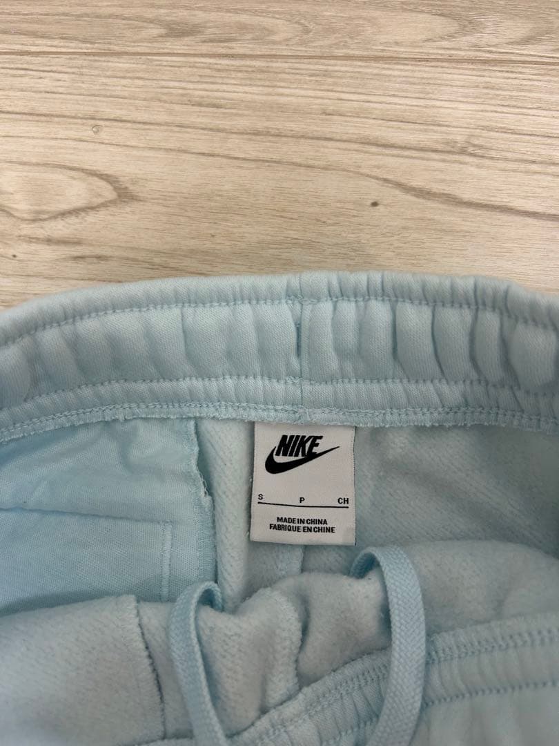 Nike ライトブルー トレーナー・パンツセット