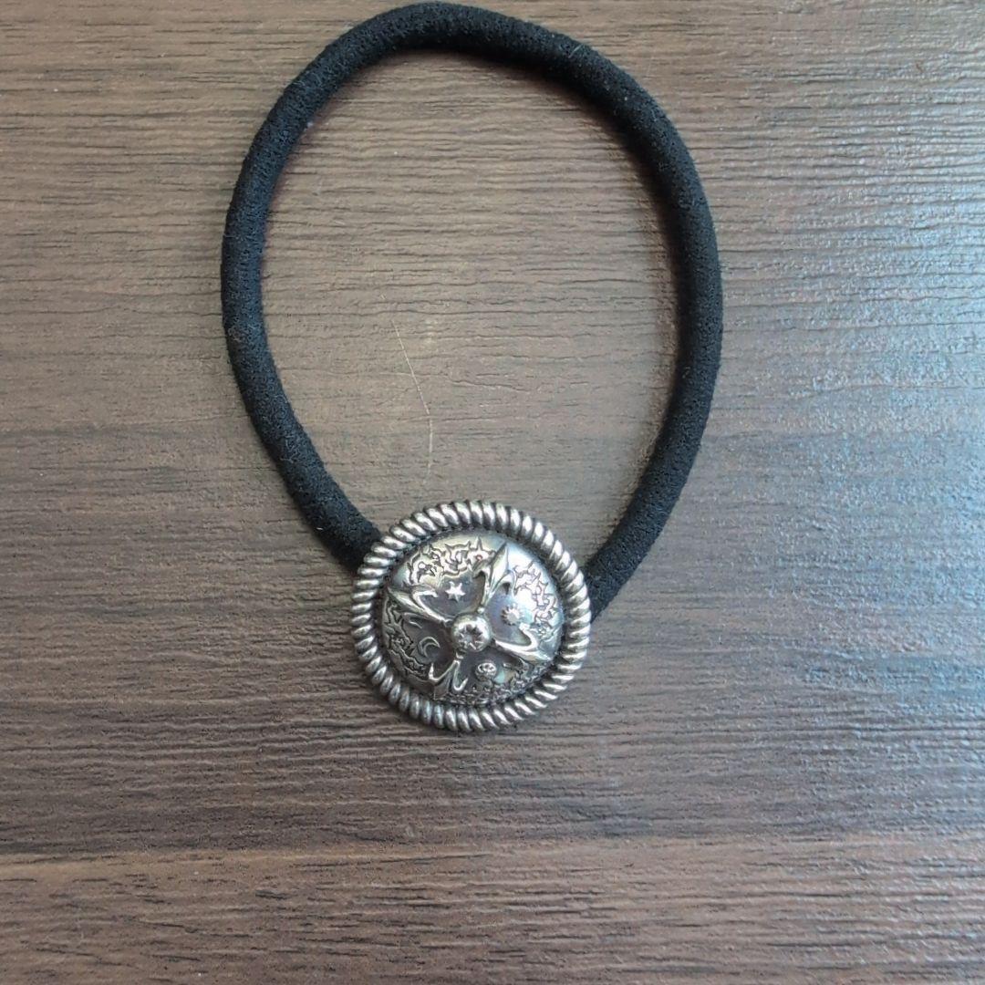 TKSバックラッシュ　BACKLASH シルバー ヘアゴム